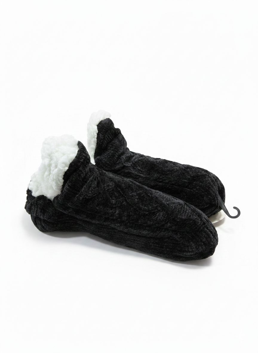 Cable Knit Thermal Slipper Socks