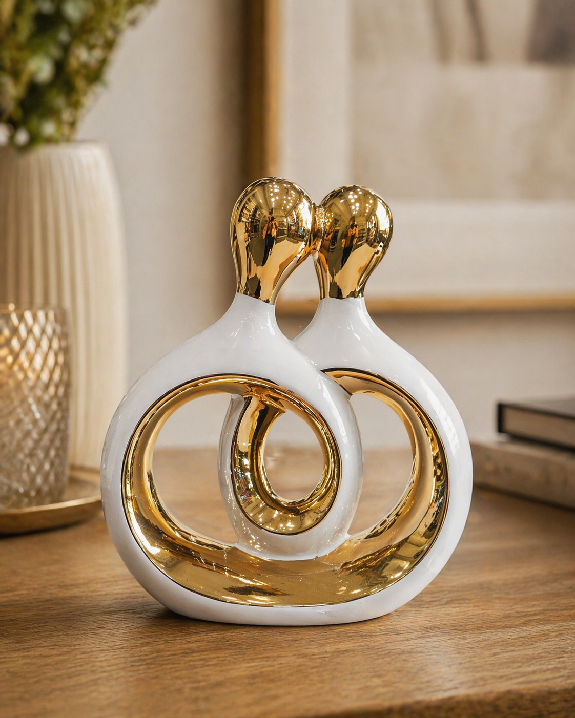 Intertwined Couple Sculpture – Small (White & Gold)