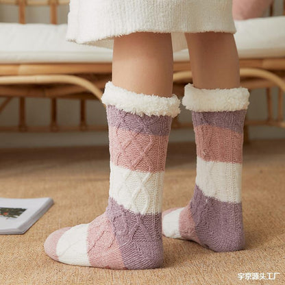 women winter cheerfully colors knitted  socks🧦❄️