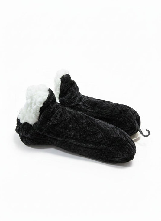 Cable Knit Thermal Slipper Socks